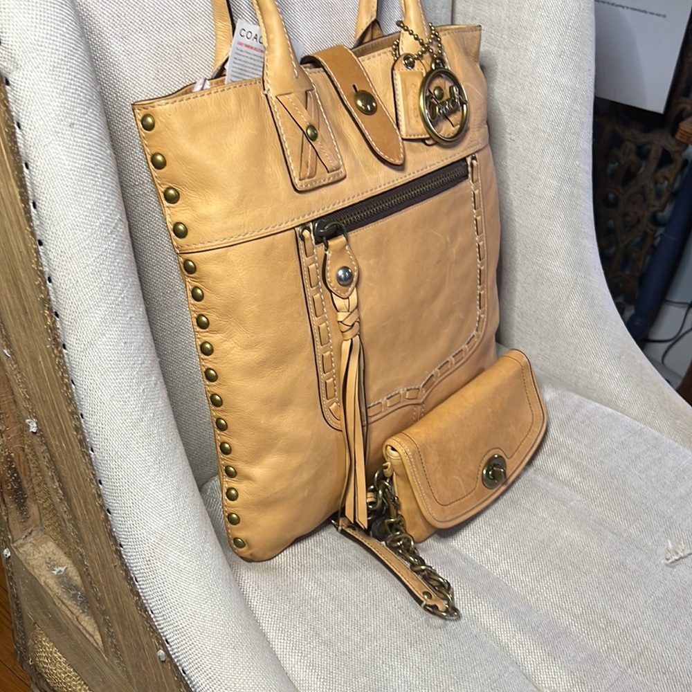 Coach Thompson Ltd Ed Legacy Studded Vachetta Slim Tote + Legacy Vachetta Clutch - Picture 10 of 13